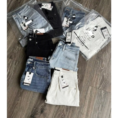 Quần Short Jeans Trơn Basic Thêu Ngựa PL - Ảnh Tự Chụp Giá Ưu Đãi 310.000 VNĐ 6 Quần Short Jeans Trơn Basic Thêu Ngựa PL - Ảnh Tự Chụp Giá Ưu Đãi 310.000 VNĐ 6