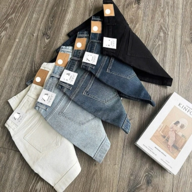 Quần Short Jeans Trơn Túi Ngang ZR - Ảnh Tự Chụp, Giá 403.000, Giảm còn 310.000 3 Quần Short Jeans Trơn Túi Ngang ZR - Ảnh Tự Chụp, Giá 403.000, Giảm còn 310.000 3
