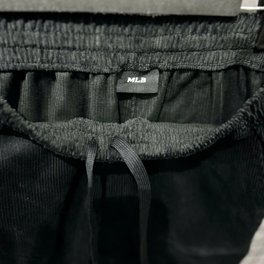 Quần Short MLB Chính Hãng Chất Nhung Tăm - Mẫu Mới 2.025 Giá Ưu Đãi 349k