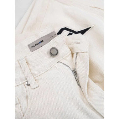 Quần short nam ICONDENIM Denim Cotton Star Form Loose trẻ trung, giá 404.000đ 7 Quần short nam ICONDENIM Denim Cotton Star Form Loose trẻ trung, giá 404.000đ 7