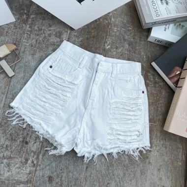 Quần short nữ cạp cao phong cách Hàn Quốc, sooc bò rách, thoải mái - Giá 108.160 VND Quần short nữ cạp cao phong cách Hàn Quốc, sooc bò rách, thoải mái - Giá 108.160 VND