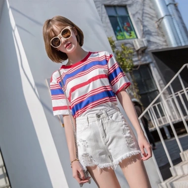 Quần short nữ cạp cao phong cách Hàn Quốc, sooc bò rách, thoải mái - Giá 108.160 VND 10 Quần short nữ cạp cao phong cách Hàn Quốc, sooc bò rách, thoải mái - Giá 108.160 VND 10