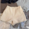 Quần short nữ đen kiểu Hàn Quốc ôm sát, len mềm mại, thời trang thu đông, chỉ 240.000đ 4
