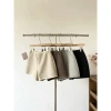 Quần short nữ đen kiểu Hàn Quốc ôm sát, len mềm mại, thời trang thu đông, chỉ 240.000đ 5