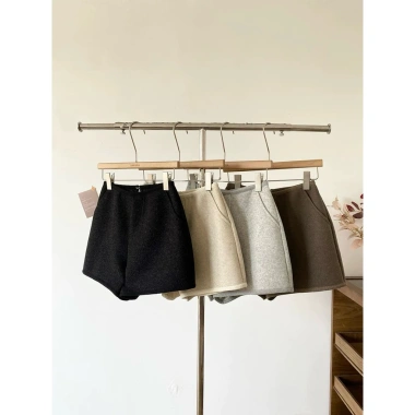 Quần short nữ đen kiểu Hàn Quốc ôm sát, len mềm mại, thời trang thu đông, chỉ 240.000đ 6