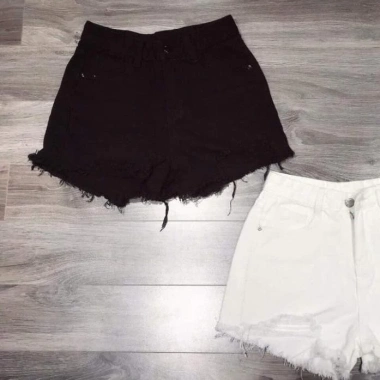 Quần short nữ jean rách Quảng Châu - Kiểu dáng thời trang, giá chỉ 139.000₫ 2