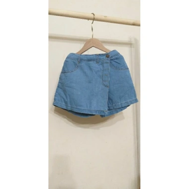 Quần sooc giả váy vải bò giấy size đại 25-48kg cho bé gái - Giá chỉ 105.000đ