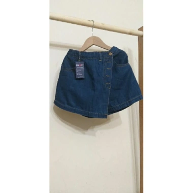 Quần sooc giả váy vải bò giấy size đại 25-48kg cho bé gái - Giá chỉ 105.000đ