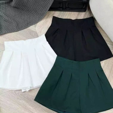 Quần sooc phồng trơn cạp cao khóa lưng - Giá chỉ 145.000đ, giảm tới 22% 7