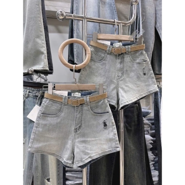 Quần sọt đùi bò jean nữ lưng cao co dãn, thêu AH thời trang, chỉ 159.000đ 10 Quần sọt đùi bò jean nữ lưng cao co dãn, thêu AH thời trang, chỉ 159.000đ 10