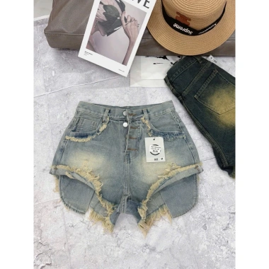 Quần sọt jean lưng cao 4 khuy túi lộ jean lai tua Quần đùi bò mới 8.137 giá 129k