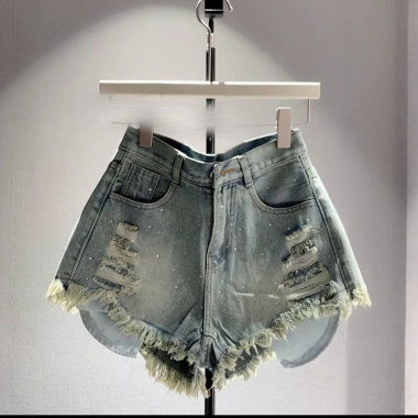 Quần sọt jean lưng cao túi lộ đính đá G 8.136 - Thoải mái, thời trang, giá 139.000đ