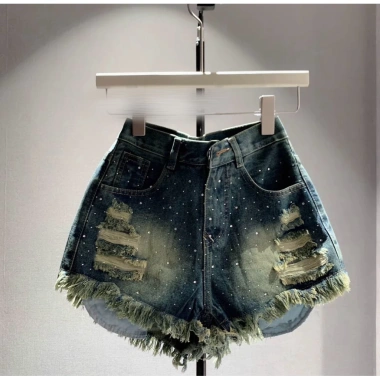 Quần sọt jean lưng cao túi lộ đính đá G 8.136 - Thoải mái, thời trang, giá 139.000đ