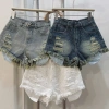Quần sot jeans cạp cao đính đá lộ túi vải siêu hách dáng giá 139k giảm sâu 7