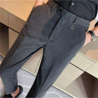Quần tây nam Hàn Quốc đen cao cấp – Form chuẩn, xu hướng trẻ trung, giá 350.000₫