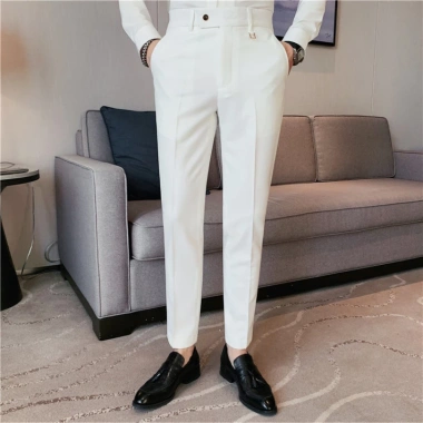 Quần tây nam Hàn Quốc đen cao cấp – Form chuẩn, xu hướng trẻ trung, giá 350.000₫