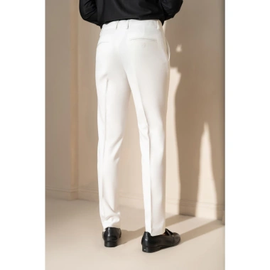 Quần tây nam trắng kem cotton không bai, dáng công sở ống đứng hơi côn 400k 3 Quần tây nam trắng kem cotton không bai, dáng công sở ống đứng hơi côn 400k 3