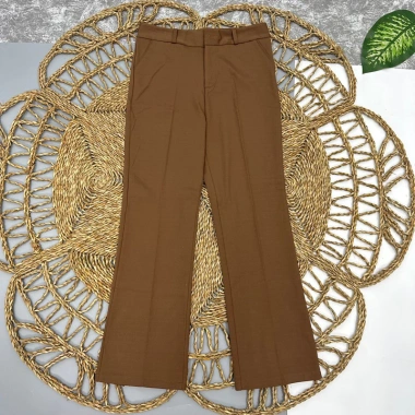 Quần tây nữ ống đứng dáng loe nhẹ vải UMI Hàn co giãn 4 chiều – Giá chỉ 199.000đ 10 Quần tây nữ ống đứng dáng loe nhẹ vải UMI Hàn co giãn 4 chiều – Giá chỉ 199.000đ 10