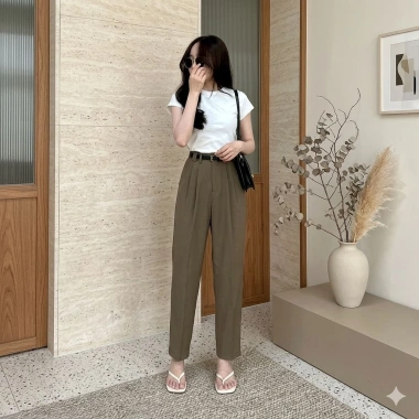 Quần Tây Nữ Ống Lửng 9 Tấc Xếp Ly Cạp Cao Dáng Suông Công Sở Thanh Lịch - Giảm giá 342.540₫