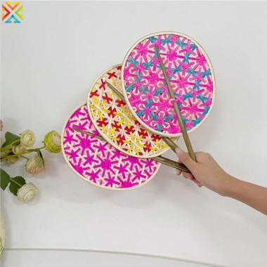 Quạt Cung Điện Tre Bện Đa Màu - Trang Trí Nhà Cửa Mùa Hè, Giá 130.798₫