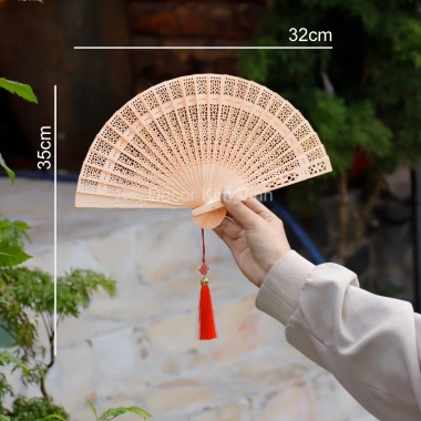 Quạt Gỗ Cầm Tay Dây Tua Rua Decor Kim Vinh Trang Trí Tết Giá 40.500₫ Giảm Sốc 10