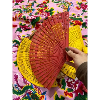Quạt Gỗ Cổ Trang Giá Rẻ 18.000 - Phụ Kiện Chụp Ảnh, Trang Trí Oánh Lễ & Tết 9