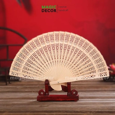 Quạt gỗ trang trí Tết Phụ kiện chụp ảnh phong cách cổ trang, decor Magicdecor 8.910₫ 2