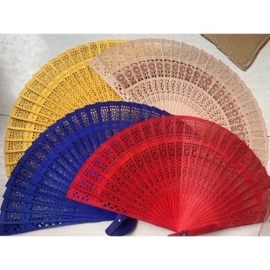 Quạt gỗ tre cầm tay phong cách trang trí nhà cửa, tháp bánh, nước tết, cosplay cổ trang – Giá chỉ 12.000₫ 7