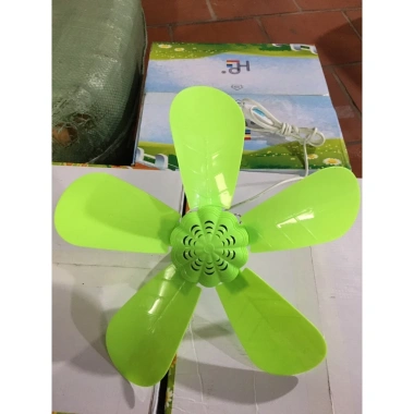 Quạt màn 5 cánh M4QA - Đuổi ruồi, mùng, an toàn cho bé, giảm còn 75.000