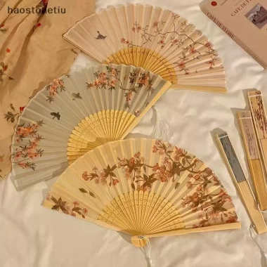Quạt Tay Gấp NS Phong Cách Trung Hoa Retro Lụa Hoa Nam Nữ Giá 61.600₫