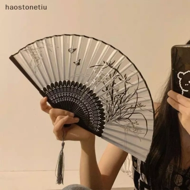 Quạt Tay Gấp NS Phong Cách Trung Hoa Retro Lụa Hoa Nam Nữ Giá 61.600₫