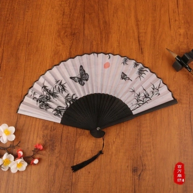 Quạt Xếp Cầm Tay Phong Cách Trung Hoa - Quạt Cổ Trang Chụp Ảnh, Phụ Kiện Hán Phục Sườn Xám, Giá chỉ 49.000₫ 7 Quạt Xếp Cầm Tay Phong Cách Trung Hoa - Quạt Cổ Trang Chụp Ảnh, Phụ Kiện Hán Phục Sườn Xám, Giá chỉ 49.000₫ 7