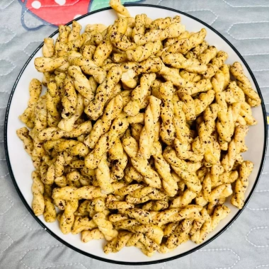 Quẩy Rong Biển 1kg Xoắn Thơm Ngon Ròn Rụm - Ăn Vặt HươngSu Food Giá 40.000