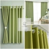 Rèm cửa phòng ngủ cao cấp xanh lá chống nắng treo tường - Sang trọng, giá chỉ 112.000₫
