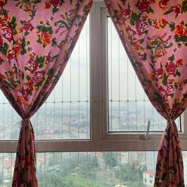 Rèm dán cửa sổ con công đa màu siêu xinh – Giá ưu đãi 71.000đ