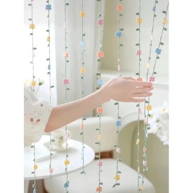 Rèm hoa móc len nhiều màu - thiết kế độc đáo từ Stunningcrochet.byt, giảm còn 75.000 VND