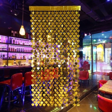 Rèm mưa trái tim MALCOLM - Rèm tiệc lụa 1m×2m, nền lấp lánh, trang trí đám cưới