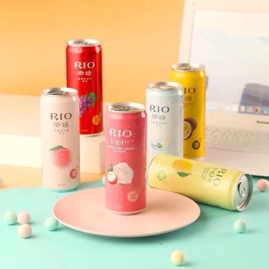 RiO Hoa Quả Cao Cấp Lon 330ml - Nước Trái Cây Tươi Ngon, Giảm Giá 35.000₫