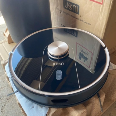Robot hút bụi UONI V980 Plus - Lau và hút đồng thời, tự đổ rác, giảm giá 38 triệu