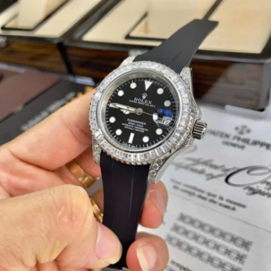 Rolex Sub Vành Đá Baguget Siêu Sáng - Tặng Hộp Đẹp, Hàng Sẵn, Giá Ưu Đãi 2.512.500₫ 3 Rolex Sub Vành Đá Baguget Siêu Sáng - Tặng Hộp Đẹp, Hàng Sẵn, Giá Ưu Đãi 2.512.500₫ 3