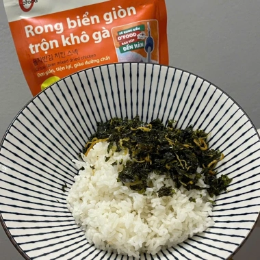 Rong Biển Giòn Trộn Khô Gà O'Food 27g: Đồ ăn vặt ngon, giòn tan, giá chỉ 50.731 3 Rong Biển Giòn Trộn Khô Gà O'Food 27g: Đồ ăn vặt ngon, giòn tan, giá chỉ 50.731 3