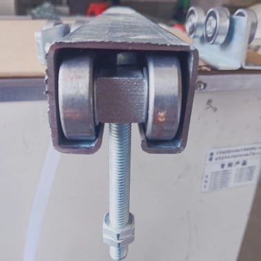 Ròng rọc chịu lực C50 cho cửa trượt nặng, đẩy kéo, trượt vuông mạ kẽm, giá ưu đãi 199.700 VND