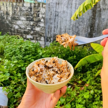 Ruốc nấm chay 500g - Chà bông nấm hương, rong biển, vừng mè rang, Bếp Bà Phương 42.000 VND
