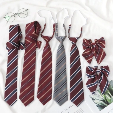 Rượu Vang Cà Vạt Đỏ Nhật Bản và Áo Sơ Mi DK Nam Preppy, Đồng Phục Nơ Nữ, Giá chỉ 58.320₫ 8 Rượu Vang Cà Vạt Đỏ Nhật Bản và Áo Sơ Mi DK Nam Preppy, Đồng Phục Nơ Nữ, Giá chỉ 58.320₫ 8