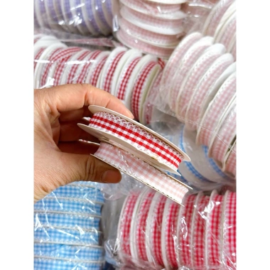 Ruy băng caro viền ren 1cm cuộn 9m - Bán chạy, giá ưu đãi 45.000đ (giá gốc 54.000đ)
