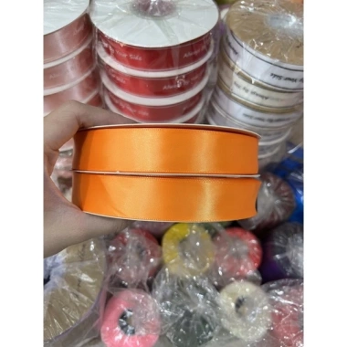 Ruy băng lụa 2,5cm cuộn 100m - Đẹp, đủ màu, giảm 18% chỉ 81.000₫ 4