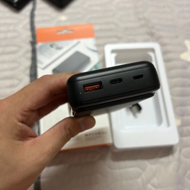 Sạc dự phòng VIETIP PB03 Pro 20.000mAh QC 12V, Type-C 20W và USB-A 18W, giá 220.000 VND