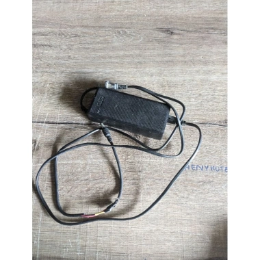 Sạc pin lithium 36V-42V nhanh, an toàn, giá chỉ 100.000đ - giảm giá đặc biệt 2
