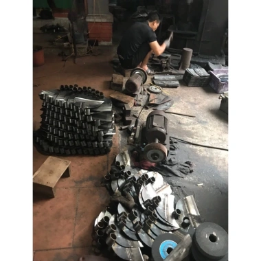 Sạc sới đa năng cho đất rẫy cỏ, lưỡi nối thép cưa sắc bén - Giá chỉ 55.000 dong (Giảm 11.000 dong) 9