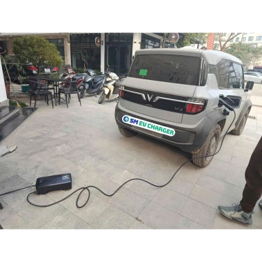 Sạc xe điện VinFast VF3 3kW DC - Tốc độ nhanh, tương thích VF3-VF9 - Giá ưu đãi 11,875,000 VND 4